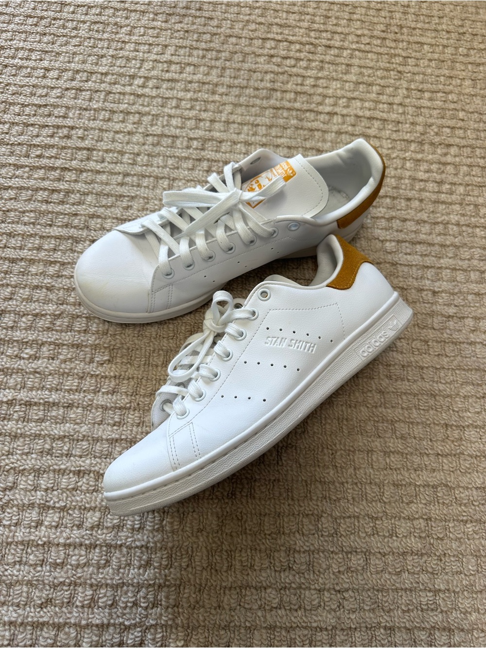 Adidas Men’s Stan Smith White Collegiate Gold Suede Sneakers Sz 10